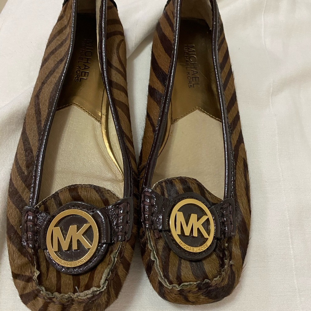 Michael Kors flat